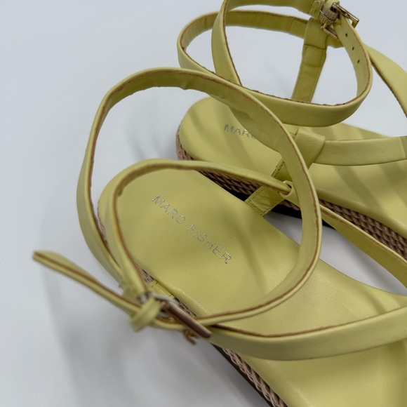 NWOT Marc Fisher Natelea Yellow Strappy Sandals Woven Sole Women’s Size 8 Summer - Picture 3 of 10